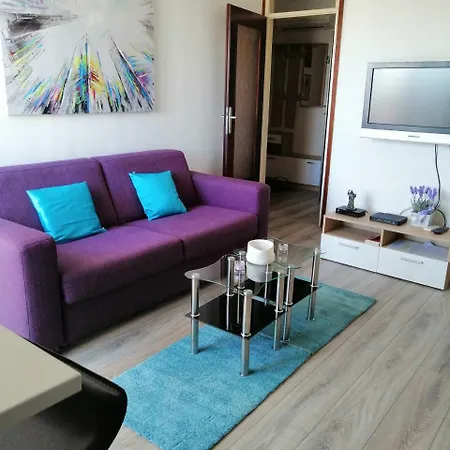 Apartman Jele アパート *